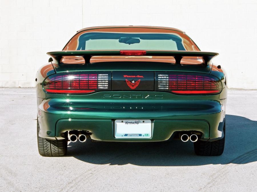  Pontiac Firebird Trans Am 1993 года  (фото 3 из 16)